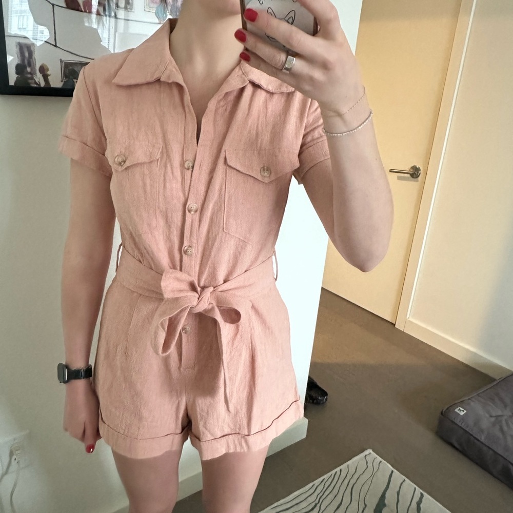 Peach short sleeve jumper from Anthropologie